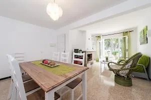 Apartment Assimetric - Only 100M To Beach Alcudia   Alcudia (Mallorca)